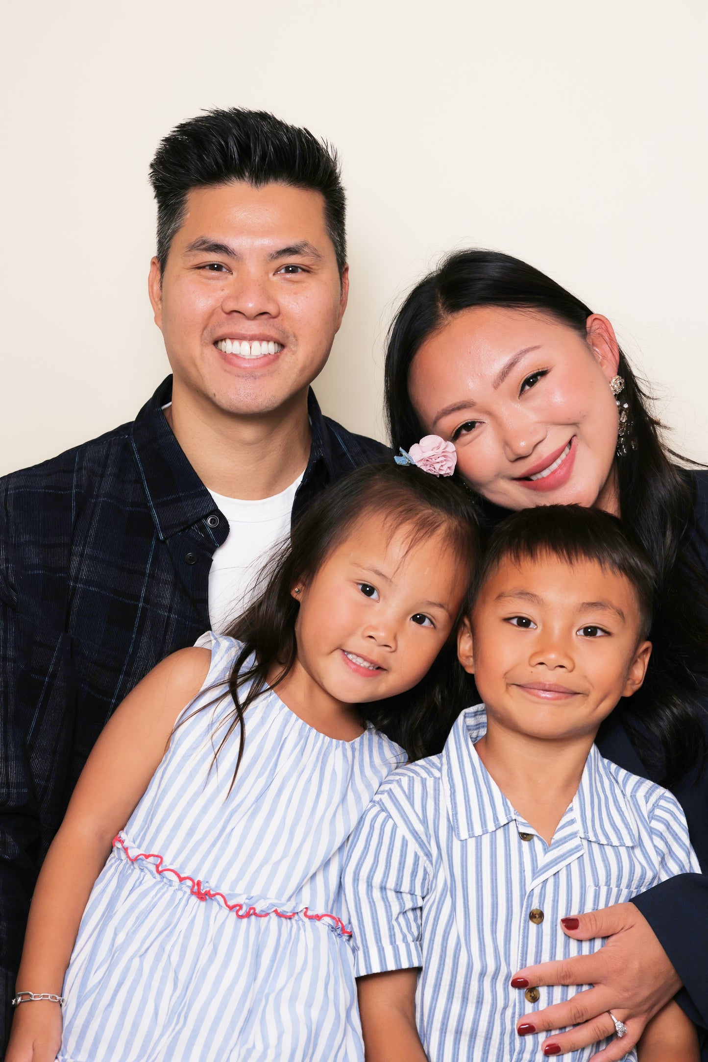 Color Half Body Portrait - 30 Minute